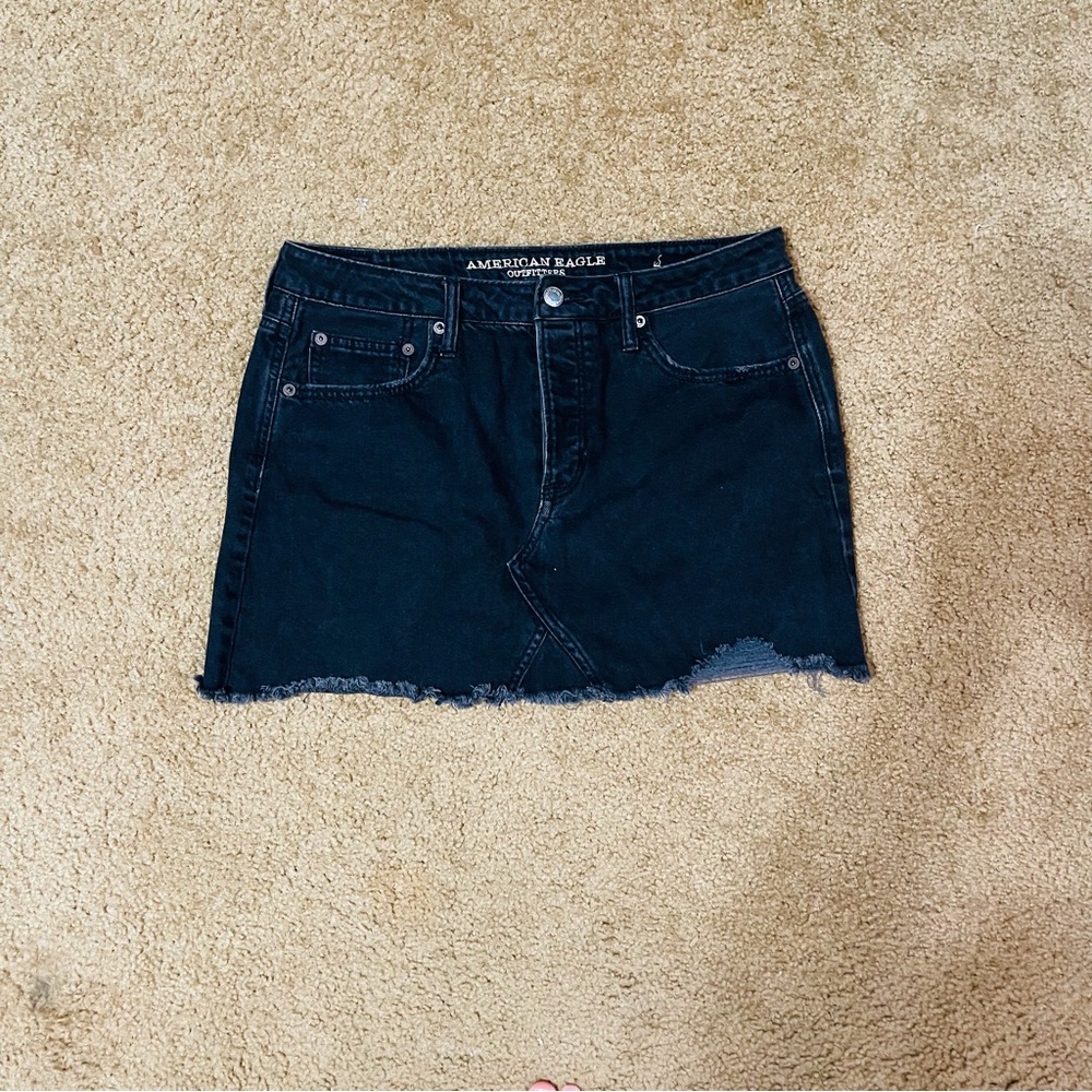 American Eagle Outfitters Women's Black Frayed Mini Skirt